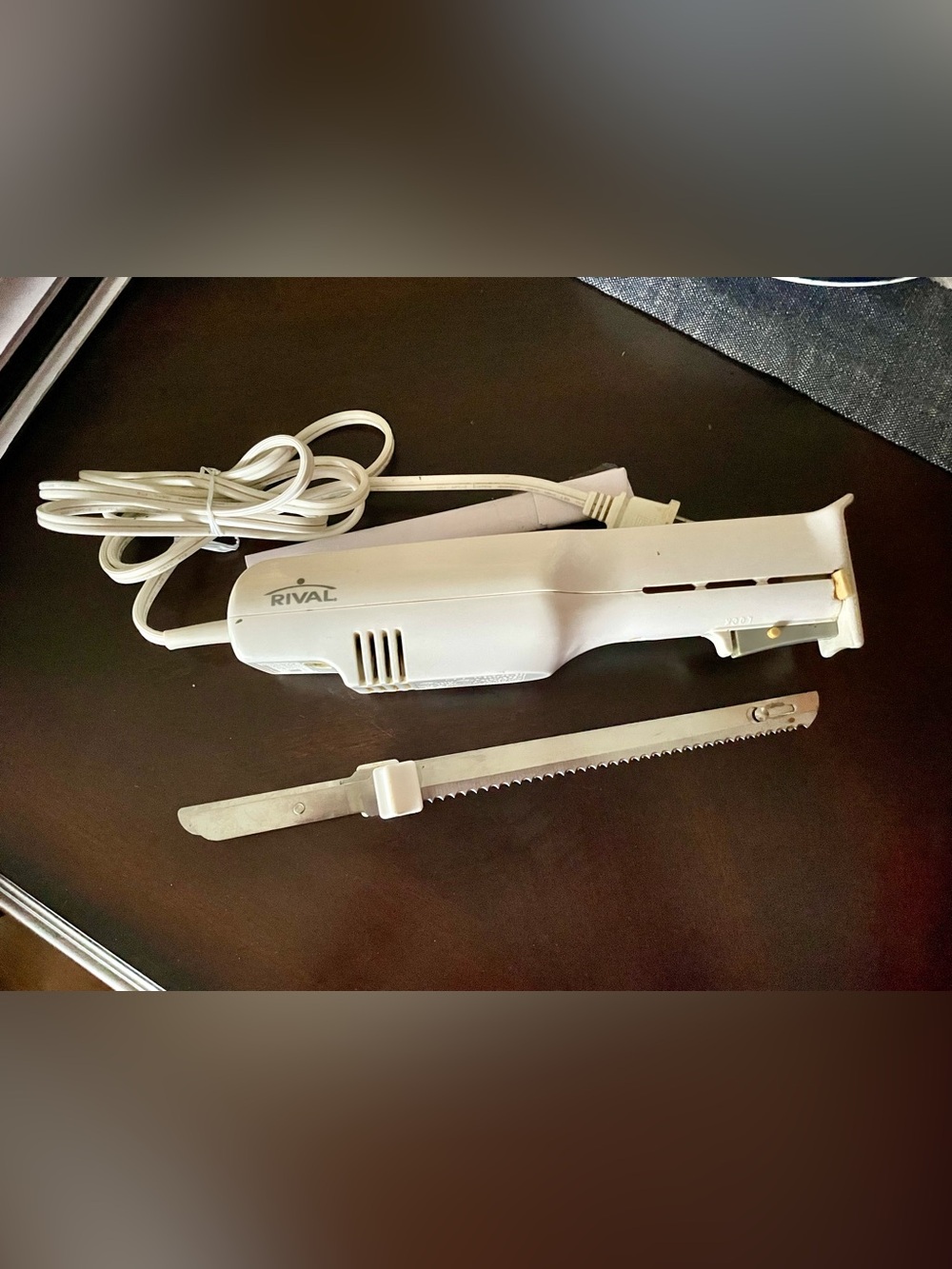 Vintage Rival Electric Carving Knife - Works Great